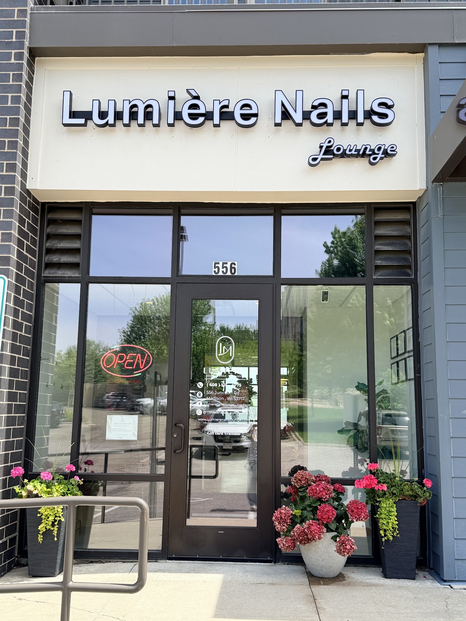 Lumiere Nails Lounge Nail Salon Madison WI logo